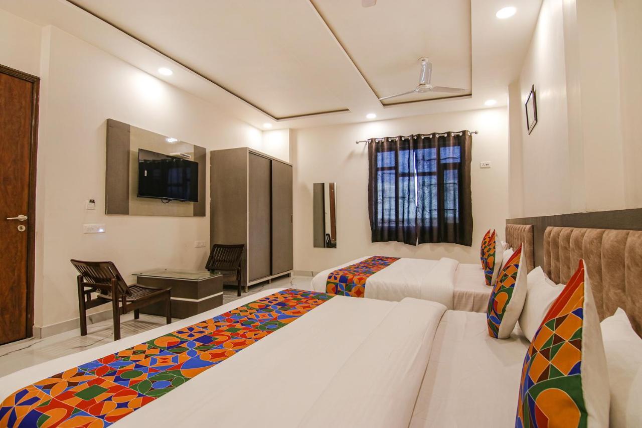Fabhotel Aryan Grand Amritsar Exterior photo