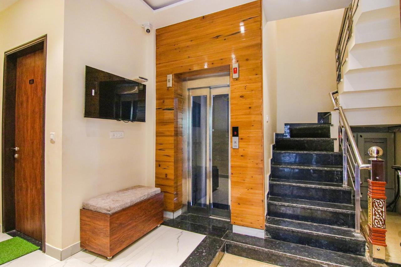 Fabhotel Aryan Grand Amritsar Exterior photo