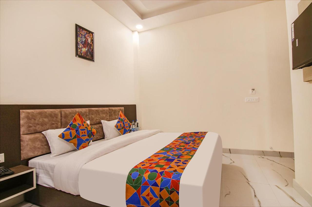Fabhotel Aryan Grand Amritsar Exterior photo