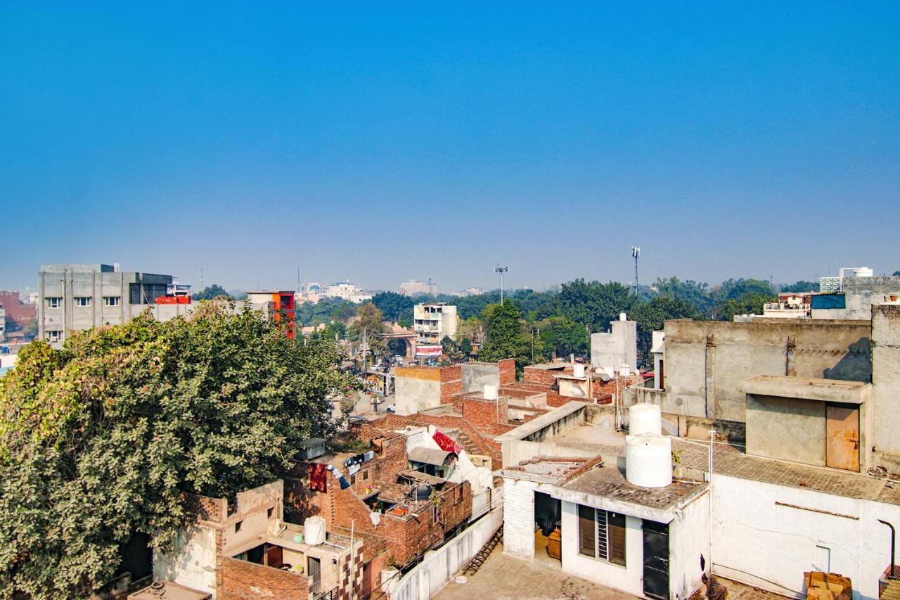 Fabhotel Aryan Grand Amritsar Exterior photo
